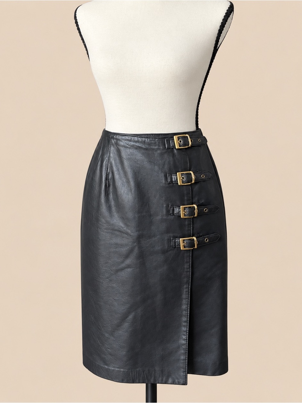 90s Vintage Danier Leather Buckle Front Skirt S